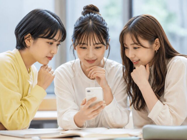 トリファはクーポンコードで10％や30％OFFになる？初回特典や学割・友達紹介コードを解説
